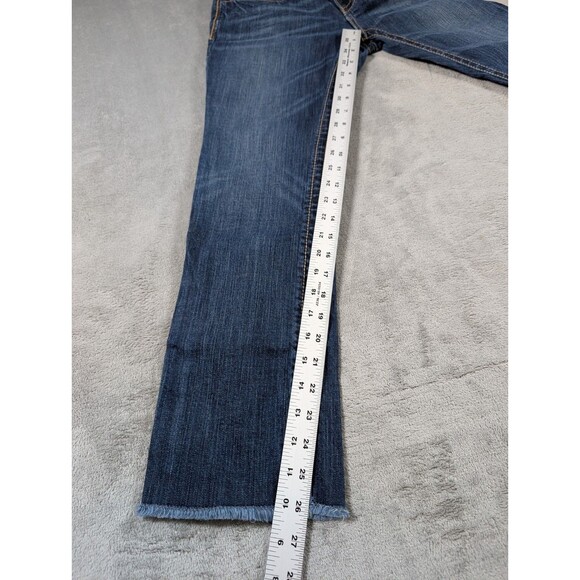 BKE Lexi Crop Jeans Womens 29 Blue Raw Hem Stretch Bling Buckle Denim Casual - Picture 9 of 10